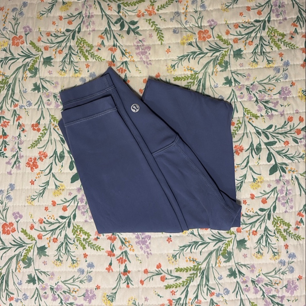 Lululemon Women’s Blue/Purple Leggings
